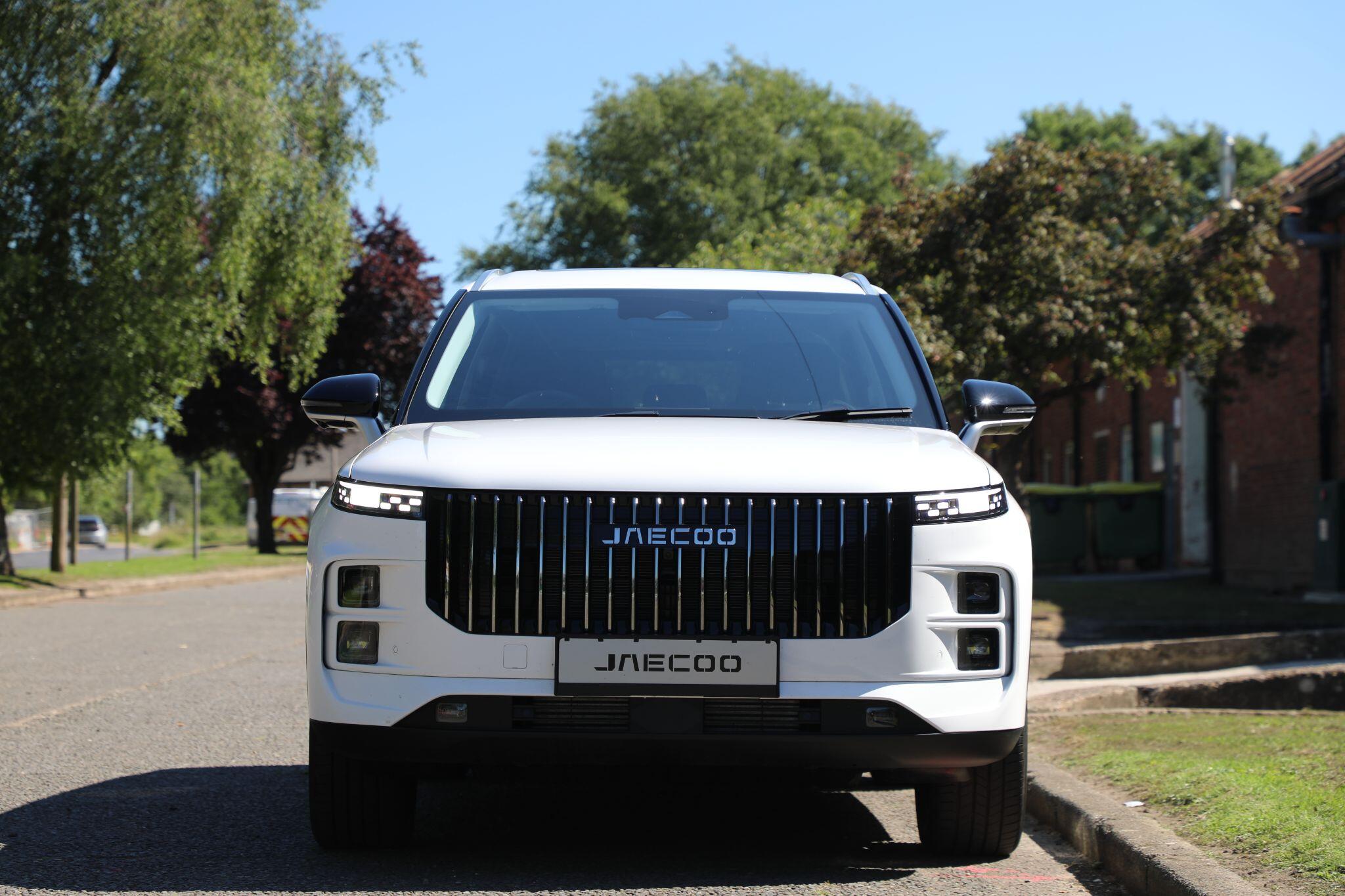 Large vehicle image